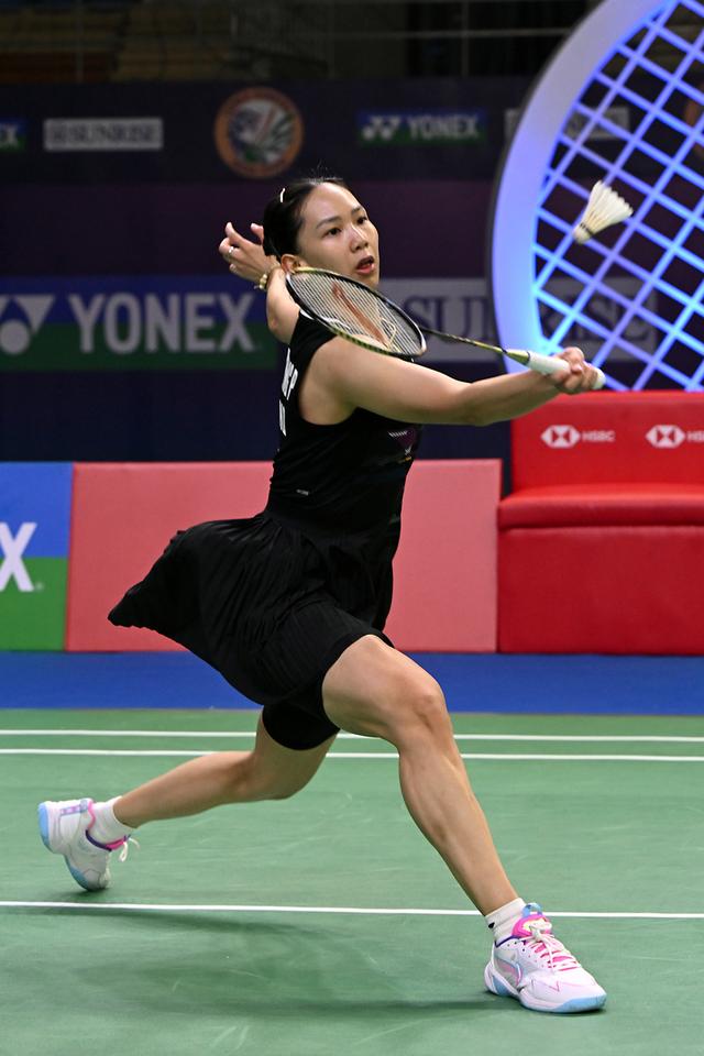 她在加入河 她在加入河