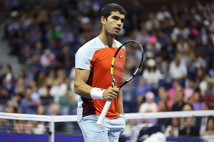 段常以稳健 段常以稳健